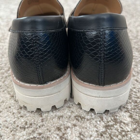 Dolce Vita Abbott Textured Loafer Shoes  7 - Picture 3 of 8